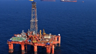 Giá dầu WTI, dầu Brent dưới mốc 80 USD/thùng