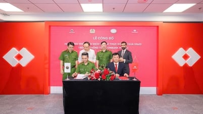 Techcombank ជាអ្នកត្រួសត្រាយផ្លូវក្នុងការដាក់ឱ្យប្រើប្រាស់សេវាផ្ទៀងផ្ទាត់ភាពត្រឹមត្រូវតាមប្រព័ន្ធអេឡិចត្រូនិចតាមរយៈ VNeID