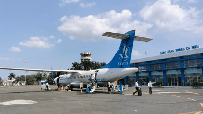 Create conditions to increase flights to Ho Chi Minh City soon