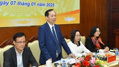គ្រប់គ្រងអត្រាការប្រាក់ ដើម្បីកុំឱ្យអ្នកដាក់ប្រាក់បញ្ញើរត់ពីធនាគារមួយទៅធនាគារមួយទៀត
