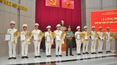 937 cán bộ chiến sĩ Công an tỉnh Hải Dương được thăng cấp bậc hàm