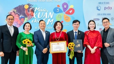 Chubb Life Vietnam ផ្តល់កិត្តិយសក្នុងកម្មវិធី “និទាឃរដូវសម្រាប់កុមារ” លើកទី១៨