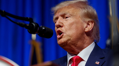 Ông Trump đến Florida trình diện trước tòa