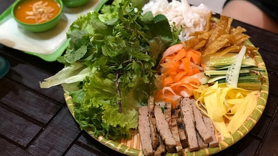 Ăn gì khi du xuân dọc đất nước dịp Tết Nguyên Đán?