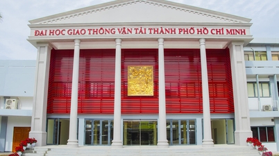 Kiểm tra một trường đại học tăng gấp đôi chỉ tiêu
