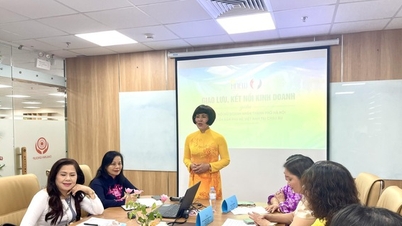 វេទិកាស្ត្រីវៀតណាមនៅអឺរ៉ុប ផ្លាស់ប្តូរ និងតភ្ជាប់ជាមួយសមាគមស្ត្រីធុរកិច្ចហាណូយ