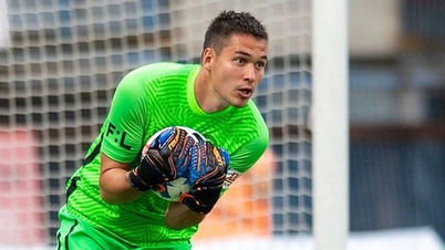Filip Nguyễn báo tin cực vui cho HLV Troussier trước Asian Cup