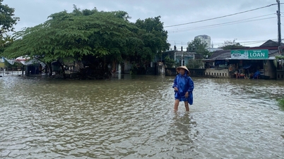តំបន់ជាច្រើននៅ Thua Thien Hue ត្រូវបានជន់លិច និងបាក់ដីបណ្តាលឲ្យមនុស្ស 2 នាក់រងរបួស។