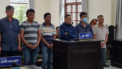 Vehicle inspection director sentenced to 4 years and 6 months in prison for accepting bribes
