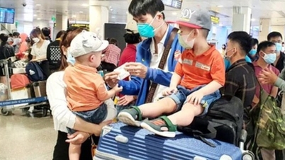 Để trẻ vui khỏe ngày Tết, cha mẹ lưu ý 6 điều sau