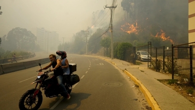 How does climate change contribute to wildfires like the one in Chile?