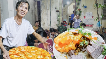 បាយ​ស្អិត​ប្លែក​ជាមួយ​ហាង​សាច់​រាង​ដូច​ផ្លែ​ប៉េស អតិថិជន​ត្រូវ​កក់​ទុក​មុន​ដើម្បី 'កក់​ចំណែក' ពី​ម្ចាស់​ហាណូយ