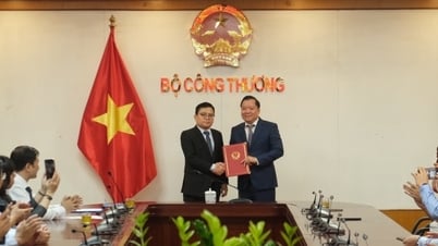 ក្រសួងឧស្សាហកម្ម និងពាណិជ្ជកម្មបានតែងតាំងលោក Pham Tuan Anh ជាប្រធាននាយកដ្ឋានបច្ចេកទេសសុវត្ថិភាពឧស្សាហកម្ម និងបរិស្ថាន។