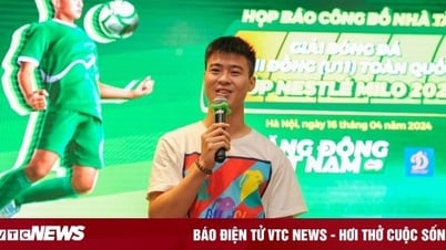 代表選手デュイ・マンが若い選手たちに刺激を与える