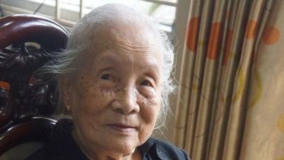 Ms. Doan Ngoc Tram, mother of martyr Dang Thuy Tram, passed away at the age of 99.