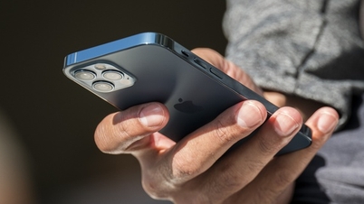 What happens to the iPhone if Apple loses the antitrust lawsuit?