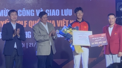 Tài năng trẻ Lê Khánh Hưng nhận thưởng lớn sau kỳ tích lịch sử SEA Games 32