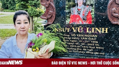 Sao Việt 17/6: Thanh Thanh Tâm từ Mỹ về viếng mộ &#039;người tình sân khấu&#039; Vũ Linh