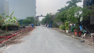 Suburban land prices increase incredibly, farmers instantly become 'landlords'