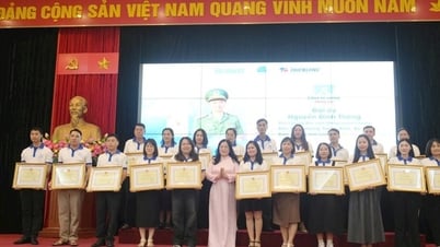 ជួបសំណេះសំណាលជាមួយលោកគ្រូ អ្នកគ្រូ ៦០នាក់ ដែលចូលរួមក្នុងកម្មវិធី "ចែករំលែកជាមួយគ្រូ"