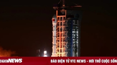 Trung Quốc phóng vệ tinh tự lái đầu tiên trên thế giới
