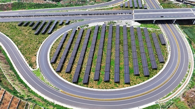 China will beide Seiten der Autobahn mit Solarmodulen bedecken