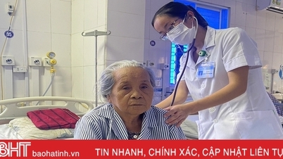 មន្ទីរពេទ្យ Ha Tinh បានព្យាបាលអ្នកជំងឺដែលមានជំងឺស្ទះសួតស្រួចស្រាវ និងខ្សោយតំរងនោមរ៉ាំរ៉ៃដោយជោគជ័យ។