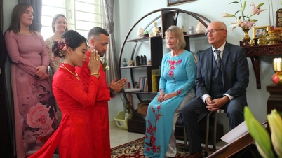 Westerner decides to marry Vietnamese man because he loves multi-generational family