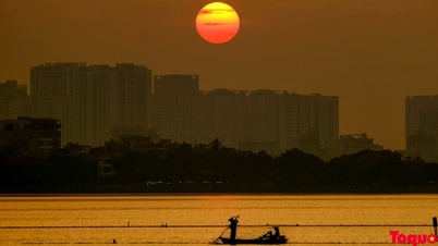 ពេលថ្ងៃលិចបឹងខាងលិច សម្រស់សន្តិភាពនៅកណ្តាលទីក្រុងហាណូយ