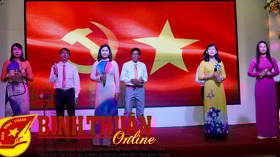 ការសម្តែងសិល្បៈមិនអាជីពសម្រាប់កម្មាភិបាល សមាជិកសហជីព និងកម្មករ