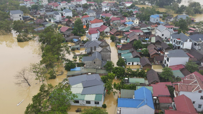 400 hộ dân ở Đông Anh ngập trong nước