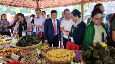 គណៈប្រតិភូចូលរួមសន្និសីទអន្តរជាតិស្តីពីបទពិសោធន៍ទេសចរណ៍ជនបទ ភូមិបន្លែត្រកូវ