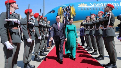 Chủ tịch nước Võ Văn Thưởng tới Vienna, bắt đầu thăm Áo
