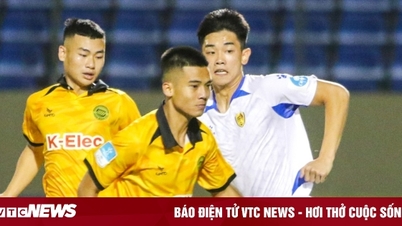 Dàn sao trẻ xoa dịu nỗi lo cho HLV Troussier
