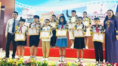 Rơi nước mắt khi xem phim tiếng Anh của học sinh TP.HCM