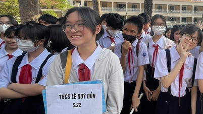 9 public school service fees in Ho Chi Minh City are allowed to be collected for the new school year