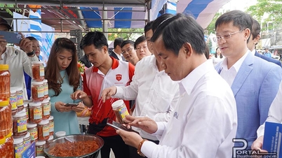 ការអភិវឌ្ឍន៍សេដ្ឋកិច្ចឌីជីថល និងសង្គមឌីជីថលបង្កើតសន្ទុះដើម្បីជំរុញការអភិវឌ្ឍន៍សេដ្ឋកិច្ចសង្គម