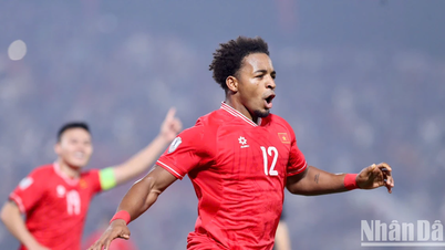 [Ảnh] Xuân Son ghi cú đúp, đội tuyển Việt Nam thắng 5-0 Myanmar