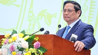 ប្រាក់​ទំនេរ​ជិត ១៤​លាន​ដុង ដែល​ដាក់​ក្នុង​ធនាគារ