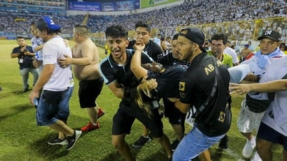 ការរត់ជាន់គ្នានៅកីឡដ្ឋាន El Salvador មនុស្ស 12 នាក់បានស្លាប់