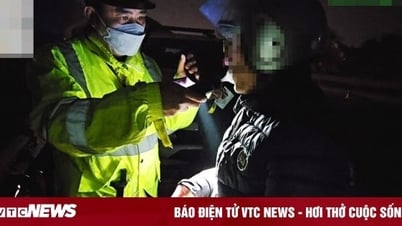 Tài xế có nồng độ cồn kịch khung đi xe máy vào cao tốc Hà Nội - Thái Nguyên