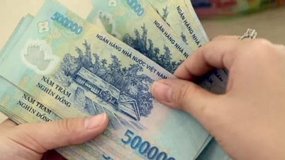 ការ​សាងសង់​ខ្សែ​ថាមពល​តម្លៃ​ពាន់​ពាន់​លាន​ដុល្លារ​ដើម្បី​ទិញ​អគ្គិសនី​ពី​ប្រទេស​ឡាវ តម្លៃ​ឧស្ម័ន​បន្ត​ឡើង​ថ្លៃ