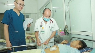 Đàn sán chui ra từ đường mật do thói quen ăn gỏi