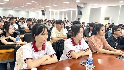 Trường CĐ đầu tiên có chương trình đào tạo nghề logistics được kiểm định chất lượng