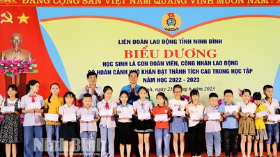 សហព័ន្ធ​ការងារ​ខេត្ត​សរសើរ​កូន​សមាជិក​សហជីព​ដែល​មាន​ស្ថានភាព​លំបាក​សម្រេច​បាន​លទ្ធផល​សិក្សា​ខ្ពស់។