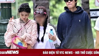 'Evil God' Dispatch ចេញផ្សាយរូបថតណាត់ជួបរបស់តារា 'Reply 1988' និង Han So Hee