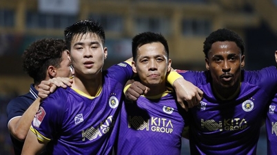 គ្រូ​បង្វឹក Popov សរសើរ Van Quyet គ្រូ​បង្វឹក​ហាណូយ​ចង់​សងសឹក​គូ​ប្រកួត​ធំ​២