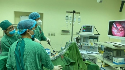 Bị tắc ruột do ăn 5 quả hồng ngâm lúc đói bụng