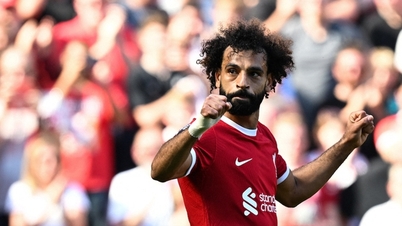 Salah 'nổ súng' cho Liverpool giữa tin đồn sắp chuyển đến Ả Rập Xê Út