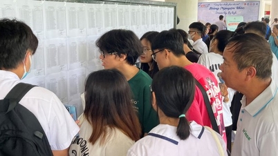 Hai Phong arranges separate exam rooms for candidates with broken arms